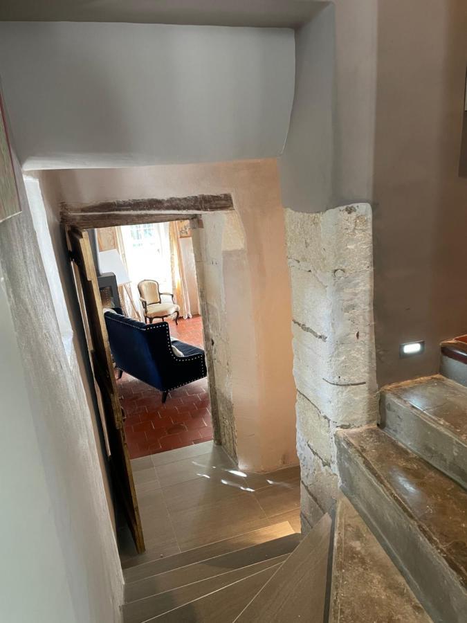 Ermitage Notre Dame De Vacquieres Bed & Breakfast Noves ภายนอก รูปภาพ