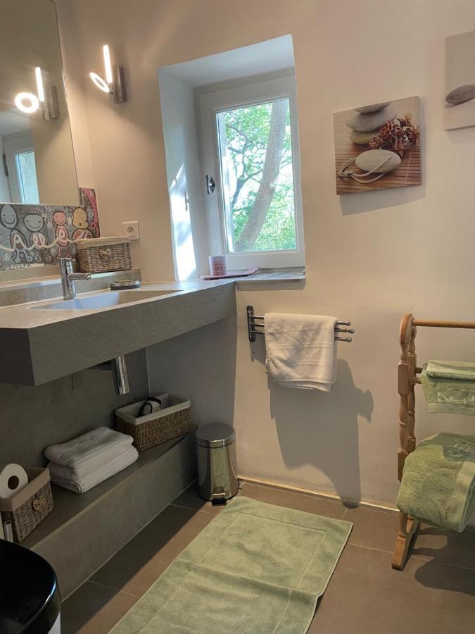 Ermitage Notre Dame De Vacquieres Bed & Breakfast Noves ภายนอก รูปภาพ