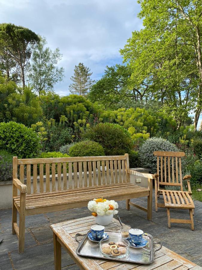 Ermitage Notre Dame De Vacquieres Bed & Breakfast Noves ภายนอก รูปภาพ